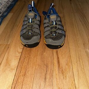 Keen Blue and Black Footwear